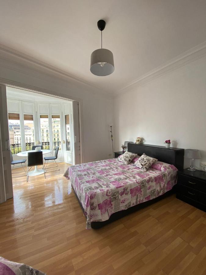 Rooms Tetu Barcelona Exteriör bild