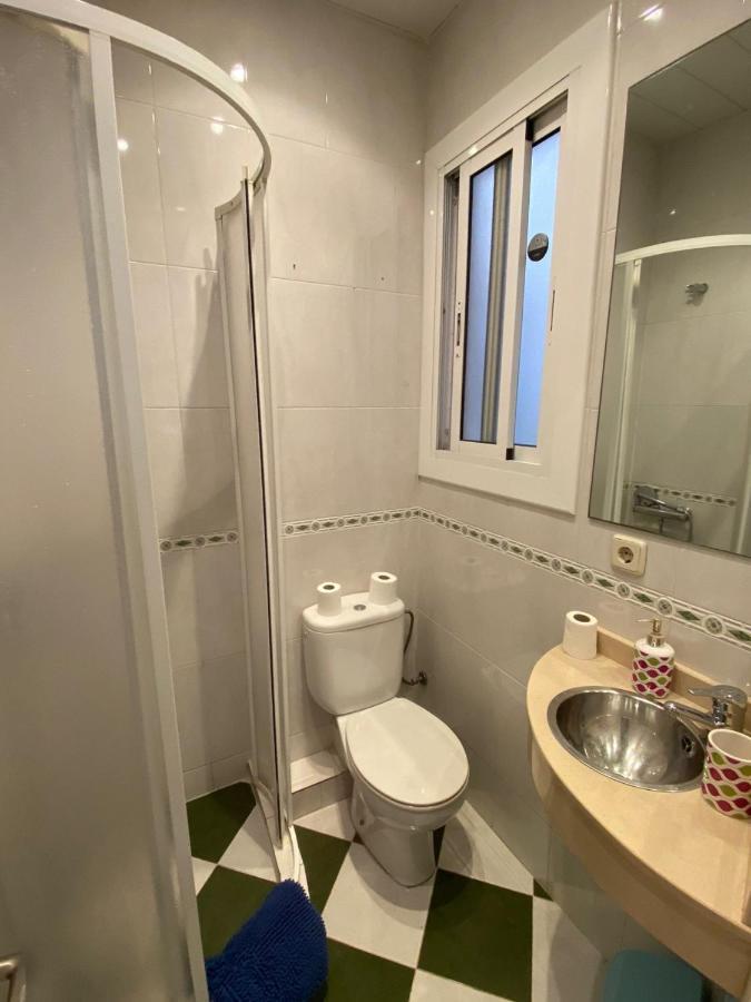Rooms Tetu Barcelona Exteriör bild