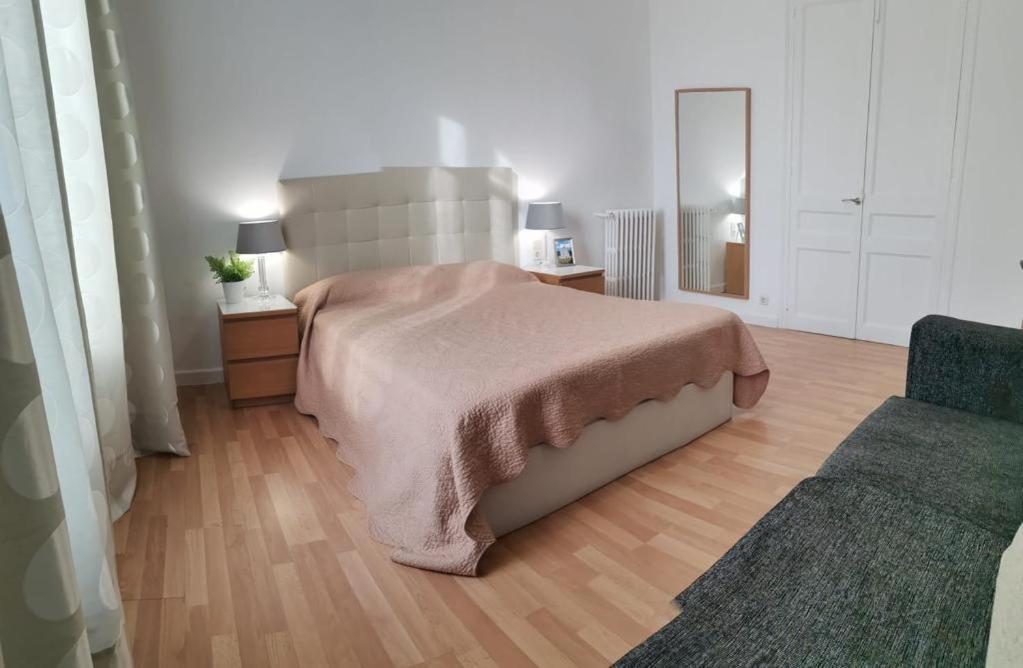 Rooms Tetu Barcelona Exteriör bild