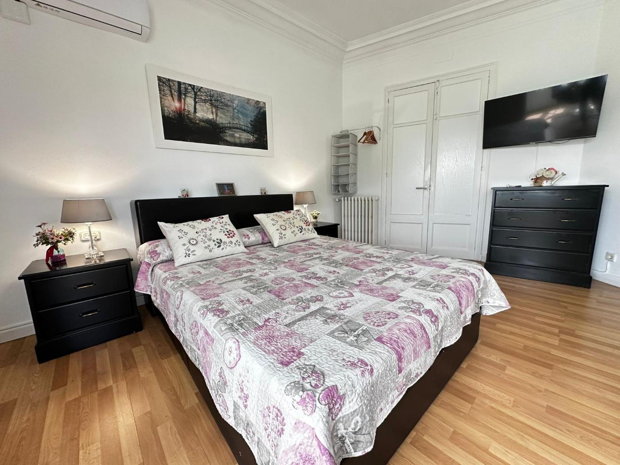 Rooms Tetu Barcelona Exteriör bild
