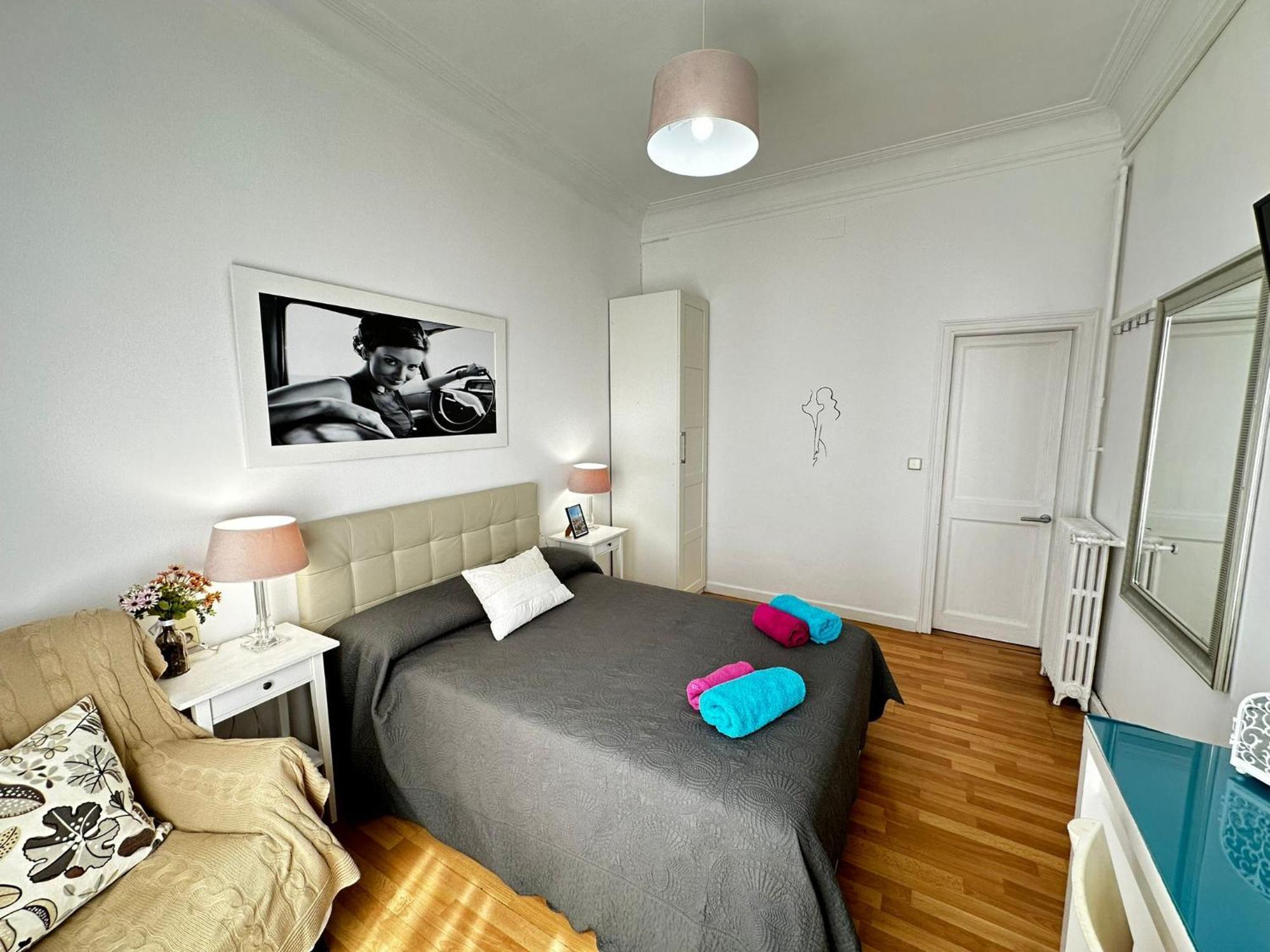 Rooms Tetu Barcelona Exteriör bild