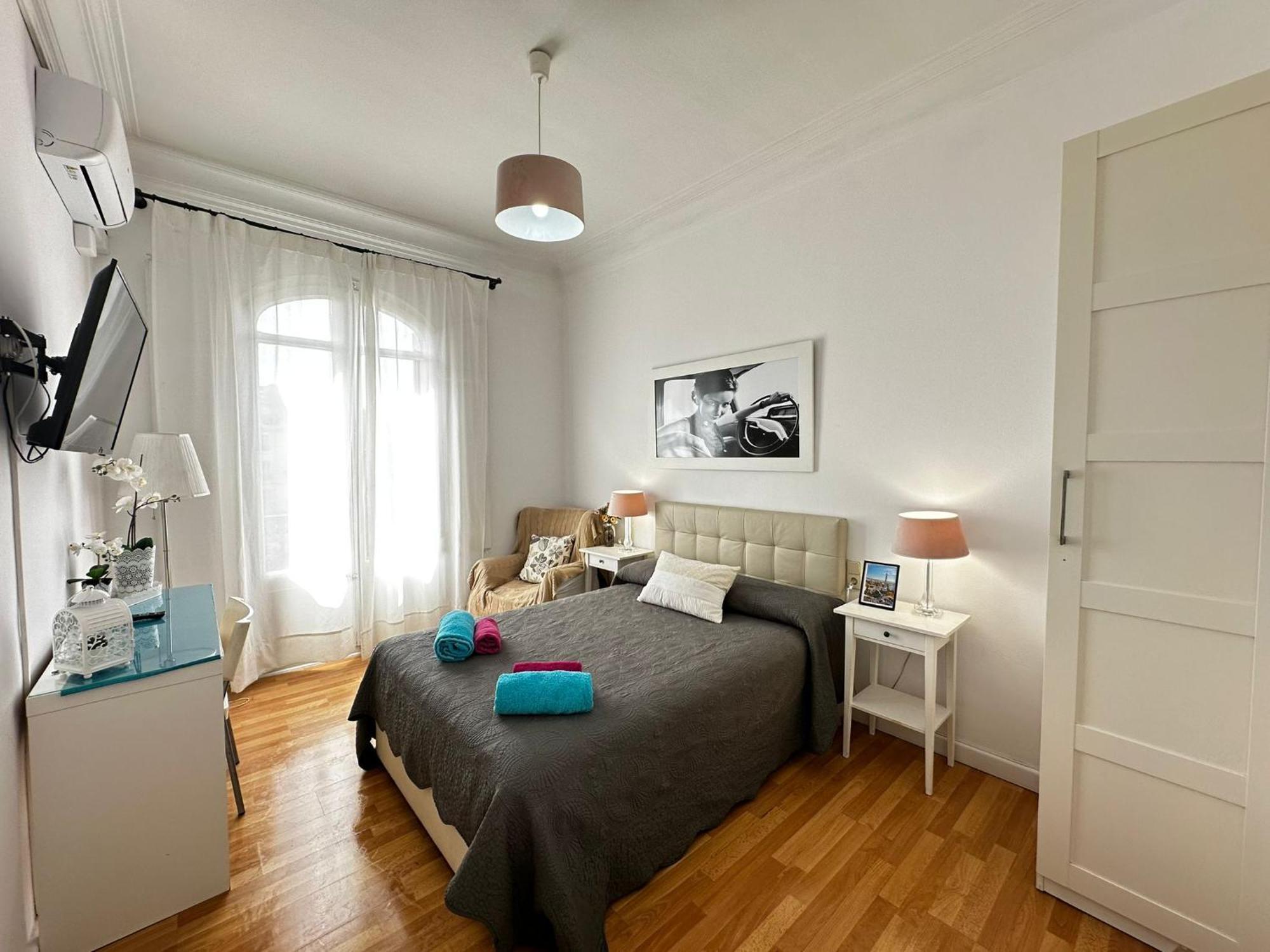 Rooms Tetu Barcelona Exteriör bild